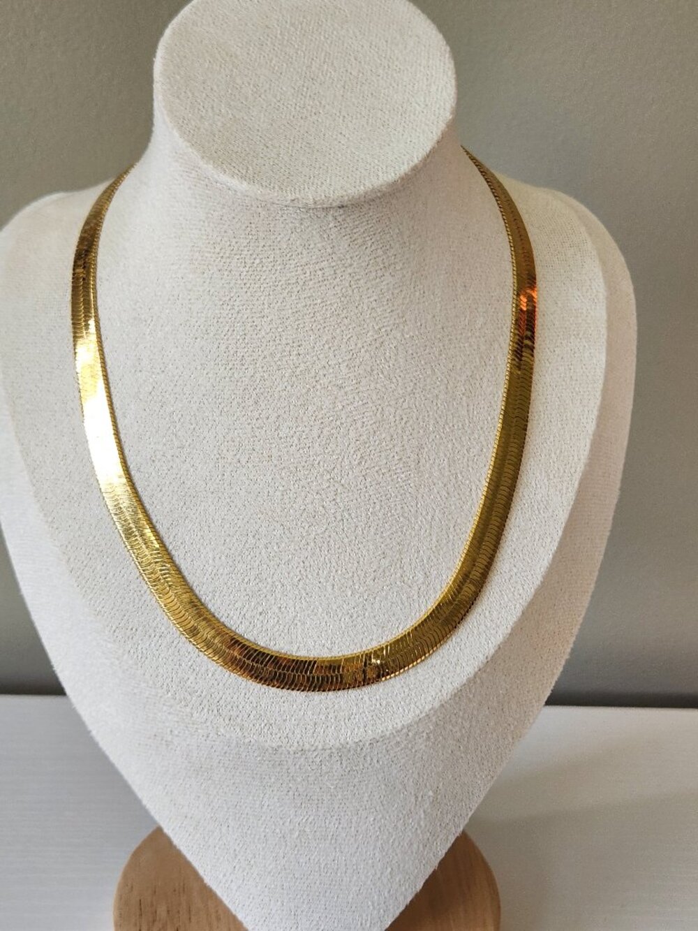 Vintage Monet Gold Tone Herringbone Snake Chain Necklace Signed 15”